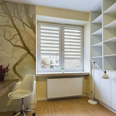 아파트 Bright Near The Palace Of Culture & Science By Renters